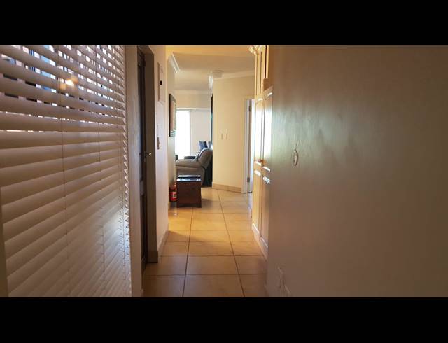 3 BEDROOM FLAT RENTED IN WINKLESPRUIT